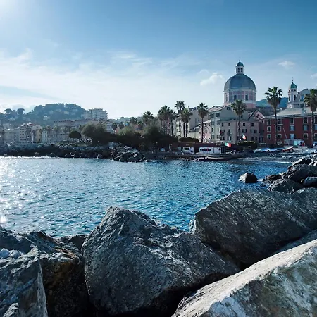 Casa Maurizio - Vista Nel Genoa